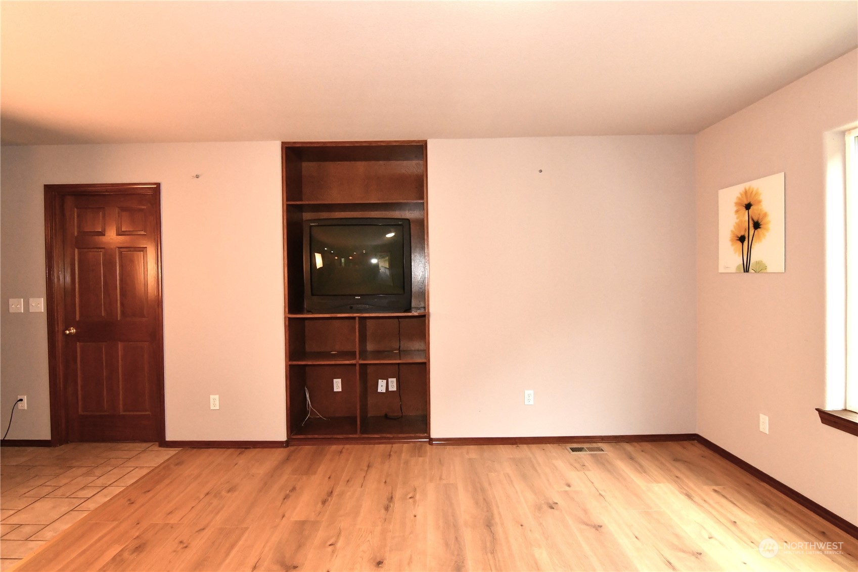 6990 Northbank Road Aberdeen, WA 98520 - Photo 16 of 39 Gallery Image 16