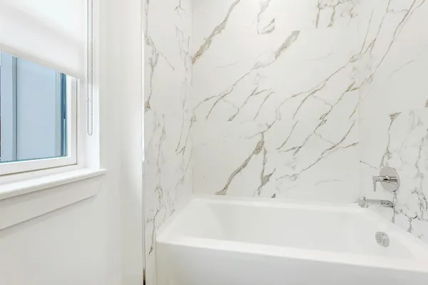 $3,150 | 74 Clarendon Place, Unit 202, Hackensack, NJ 07601