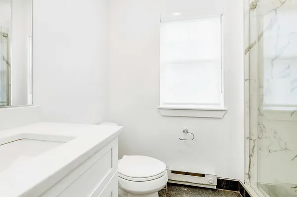 $3,150 | 74 Clarendon Place, Unit 202, Hackensack, NJ 07601