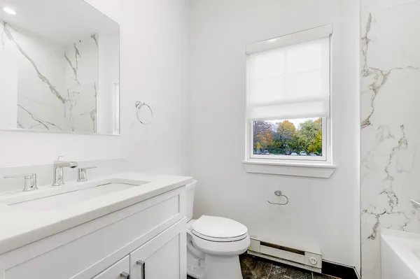 $3,150 | 74 Clarendon Place, Unit 202, Hackensack, NJ 07601