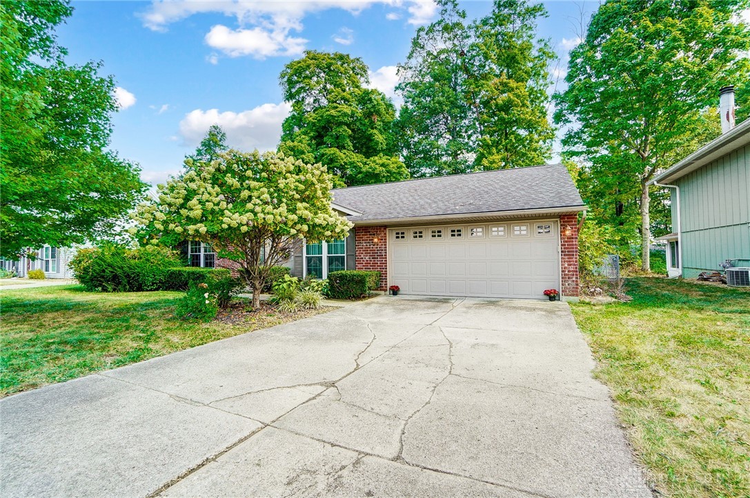 360 Clearcreek Franklin Road Springboro, OH 45066 - Photo 2 of 39 Gallery Image 2
