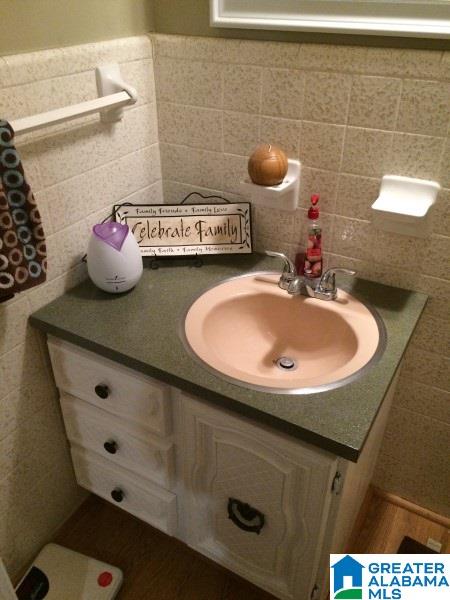 6100 Dabbs Lane Bessemer, AL 35023 - Photo 8 of 22