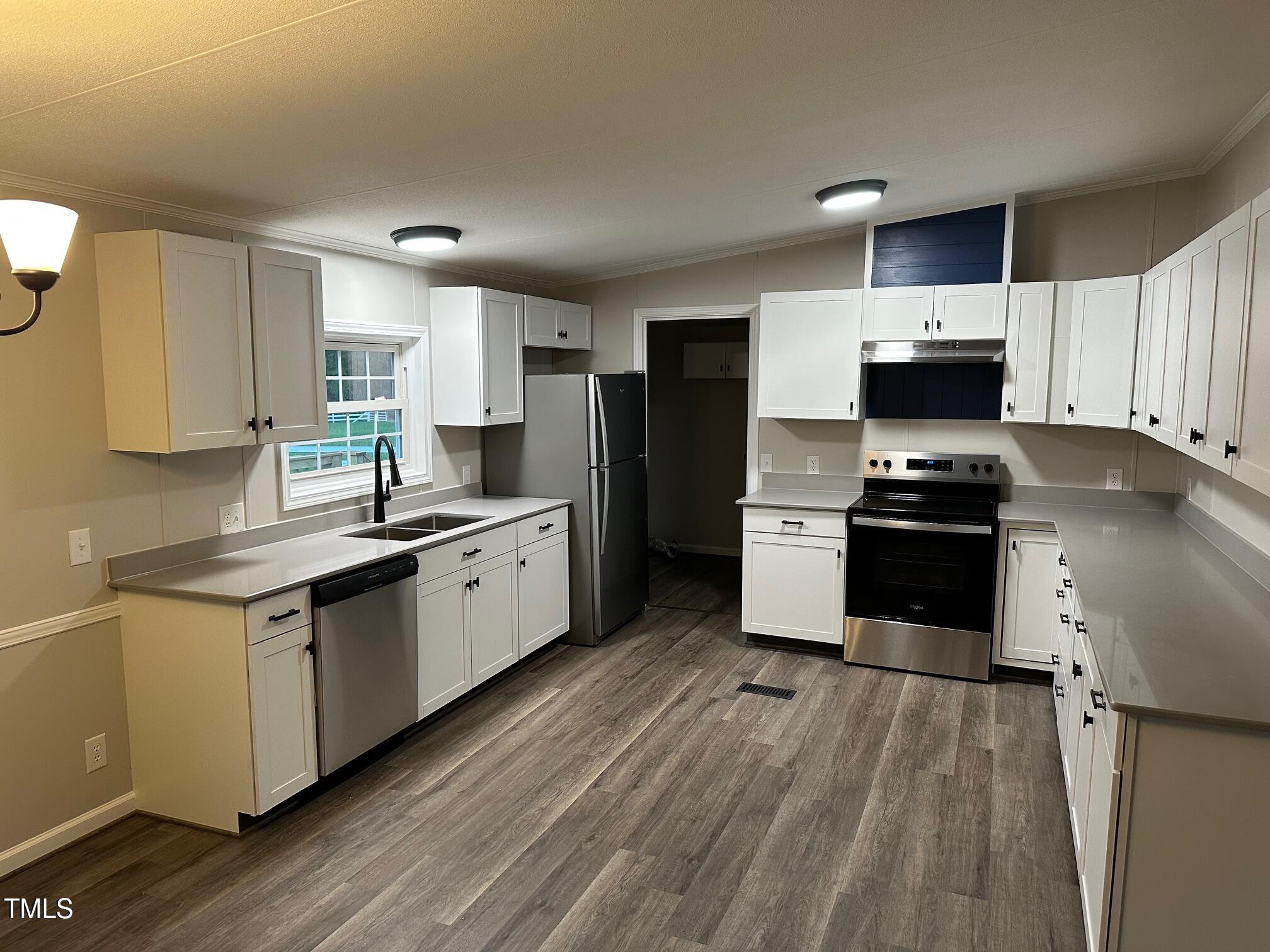 805 Morgan Road Henderson, NC 27537 - Photo 6 of 24 IMG_1578