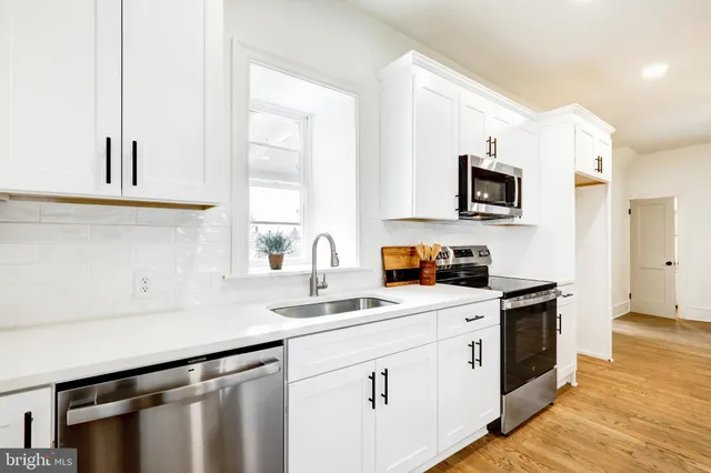 $749,900 | 408 Highland Avenue, Ambler, PA 19002