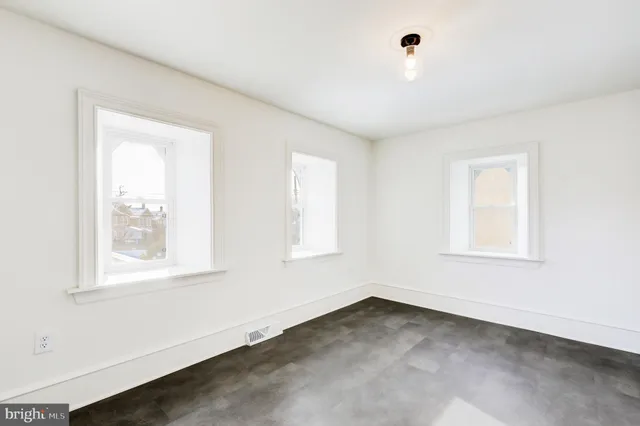 $749,900 | 408 Highland Avenue, Ambler, PA 19002