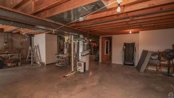 $249,500 | 737 West 6th Street, Holton, KS 66436