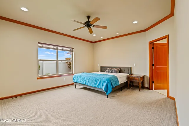 $749,999 | 2007 South 87th Avenue, Yakima, WA 98903