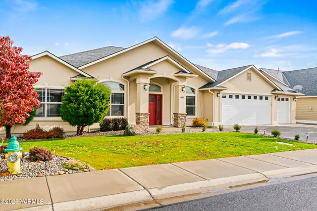 $749,999 | 2007 South 87th Avenue, Yakima, WA 98903