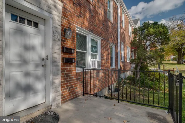 $299,500 | 1316 Dartmouth Avenue, Parkville, MD 21234