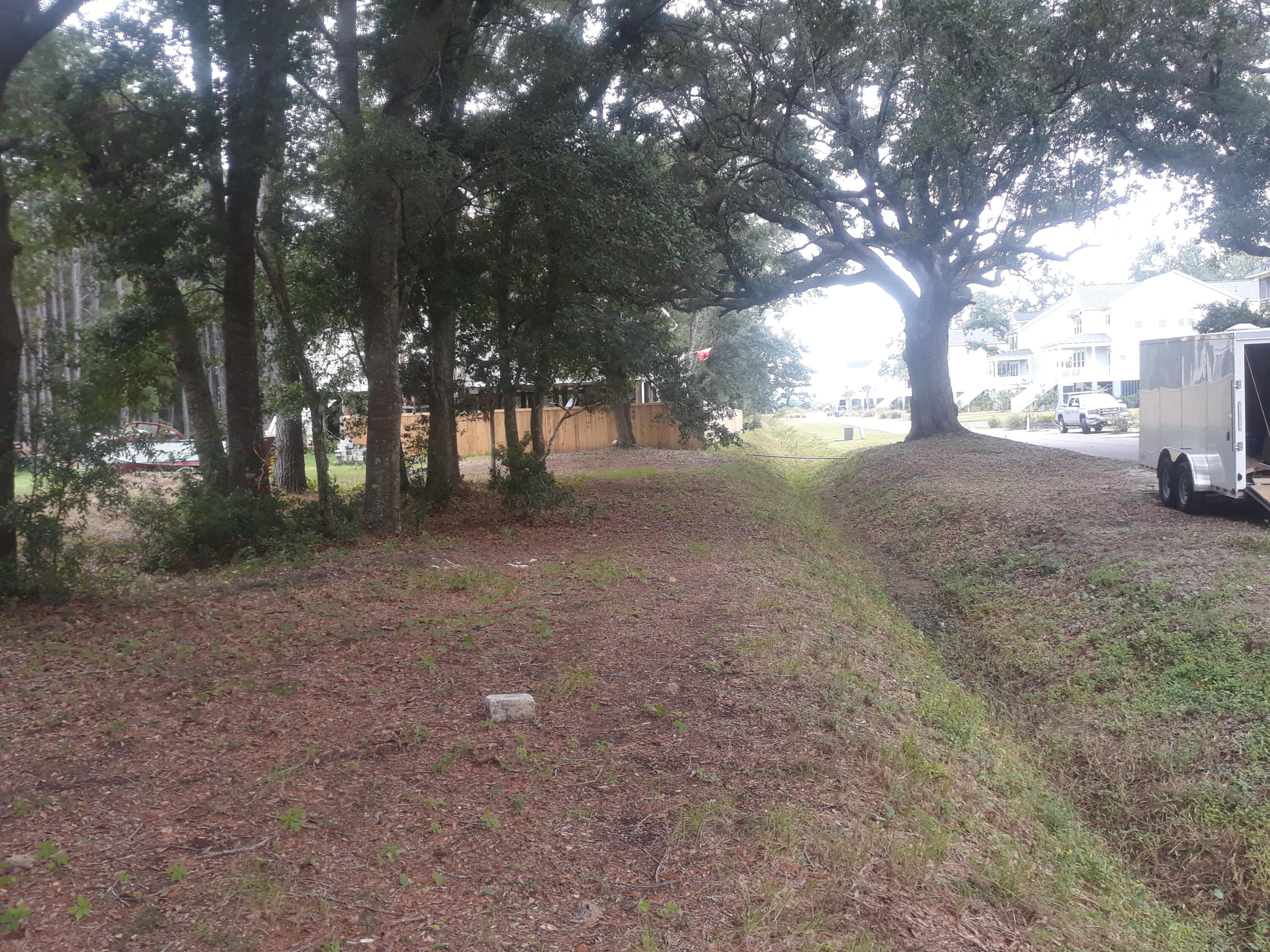 2152 Mcneil Washington Road Charleston, SC 29412 - Photo 5 of 20 20211010_111627