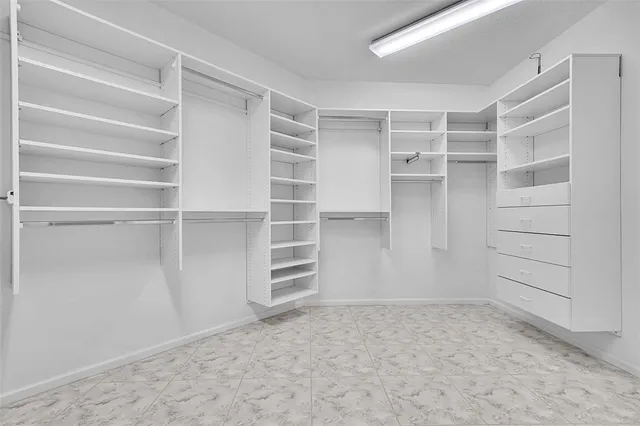 $868,000 | 6001 North Ocean Drive, Unit 306, Hollywood, FL 33019