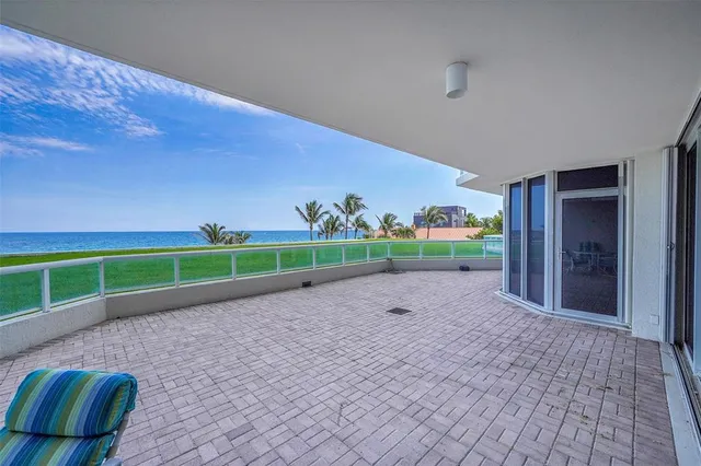 a view of outdoor space