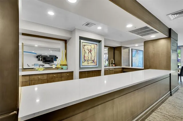 $868,000 | 6001 North Ocean Drive, Unit 306, Hollywood, FL 33019