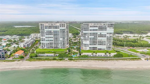 $868,000 | 6001 North Ocean Drive, Unit 306, Hollywood, FL 33019