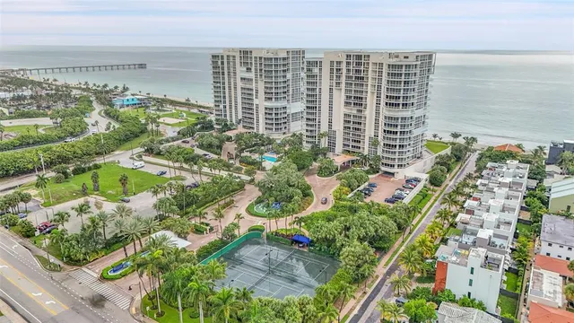 $868,000 | 6001 North Ocean Drive, Unit 306, Hollywood, FL 33019