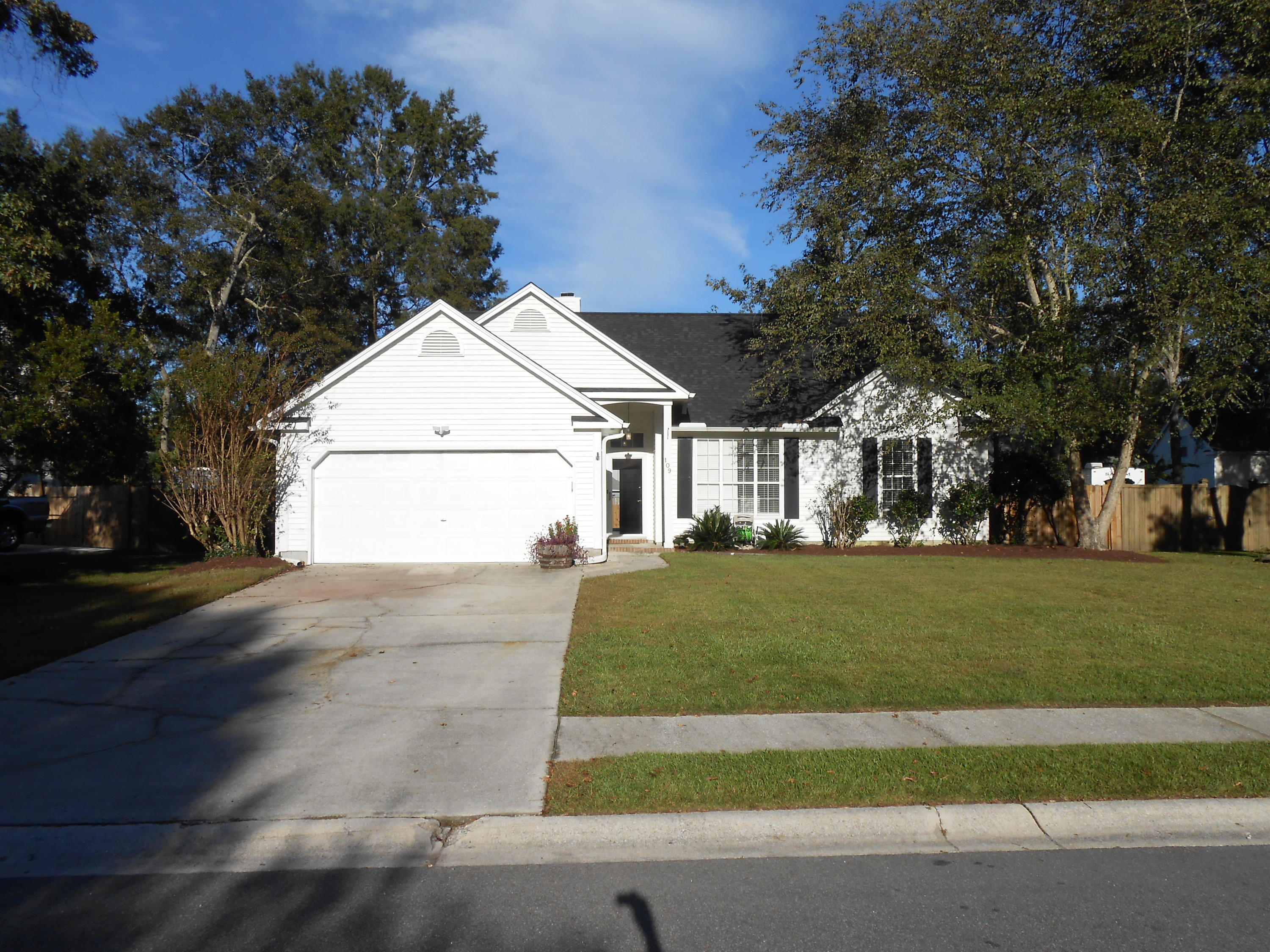 109 Windsor Mill Road Goose Creek, SC 29445 - Photo 2 of 41 DSCN1320