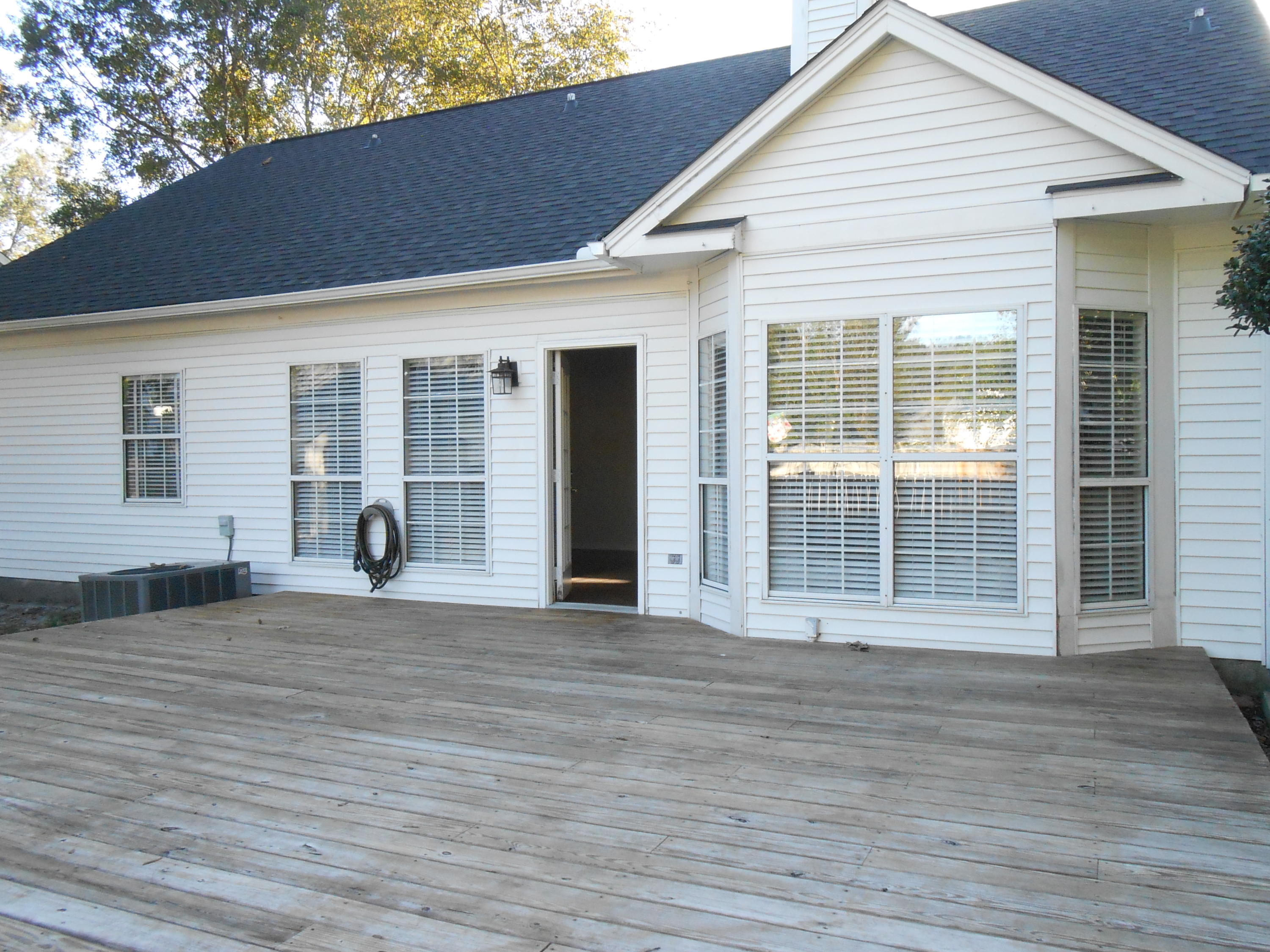 109 Windsor Mill Road Goose Creek, SC 29445 - Photo 4 of 41 DSCN1355