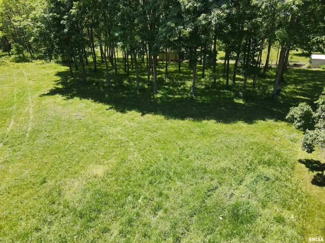 $170,000 | Lot 318-325 West & 3 W 19th Avenue, Coal Valley, IL 61240