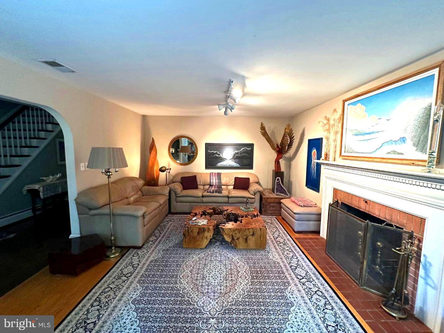 7244 Mink Hollow Road Highland, MD 20777 - Photo 16 of 120 Spacious Living Rm.