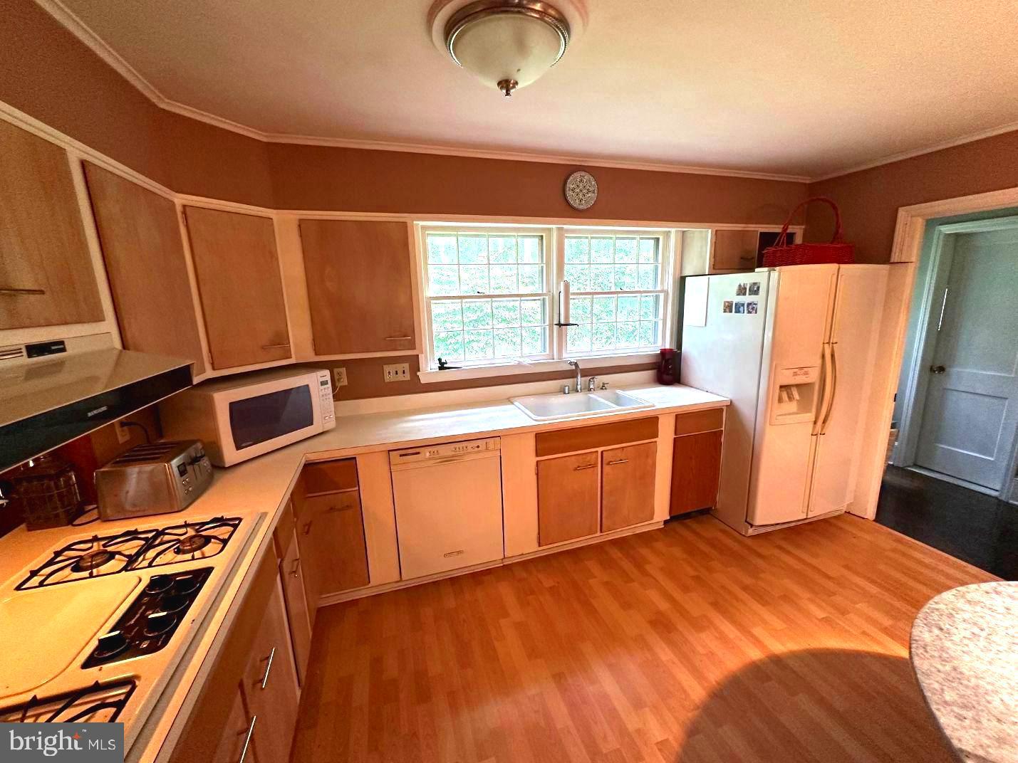 7244 Mink Hollow Road Highland, MD 20777 - Photo 28 of 120 Dble Window @ Kitchen Sinl
