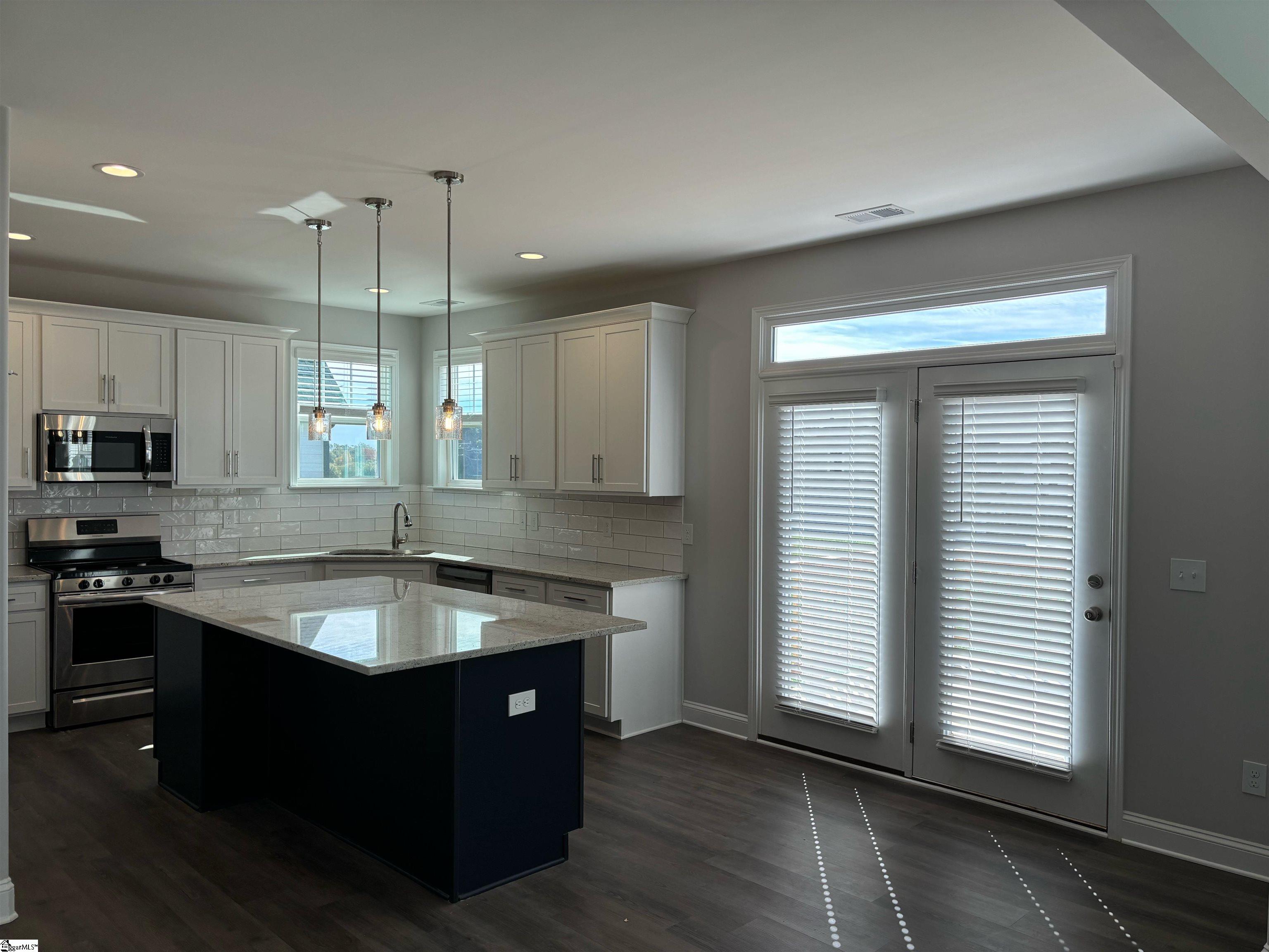 1021 Linden Rdg Road Greer, SC 29651 - Photo 6 of 23 Gallery Image 6