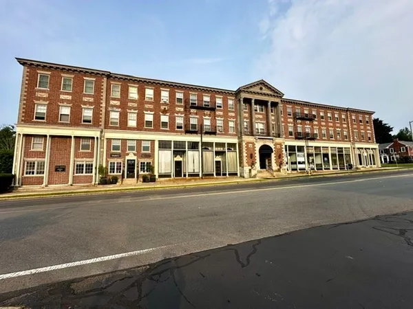 $300,000 | 354 North Main Street, Unit 206, Andover, MA 01810