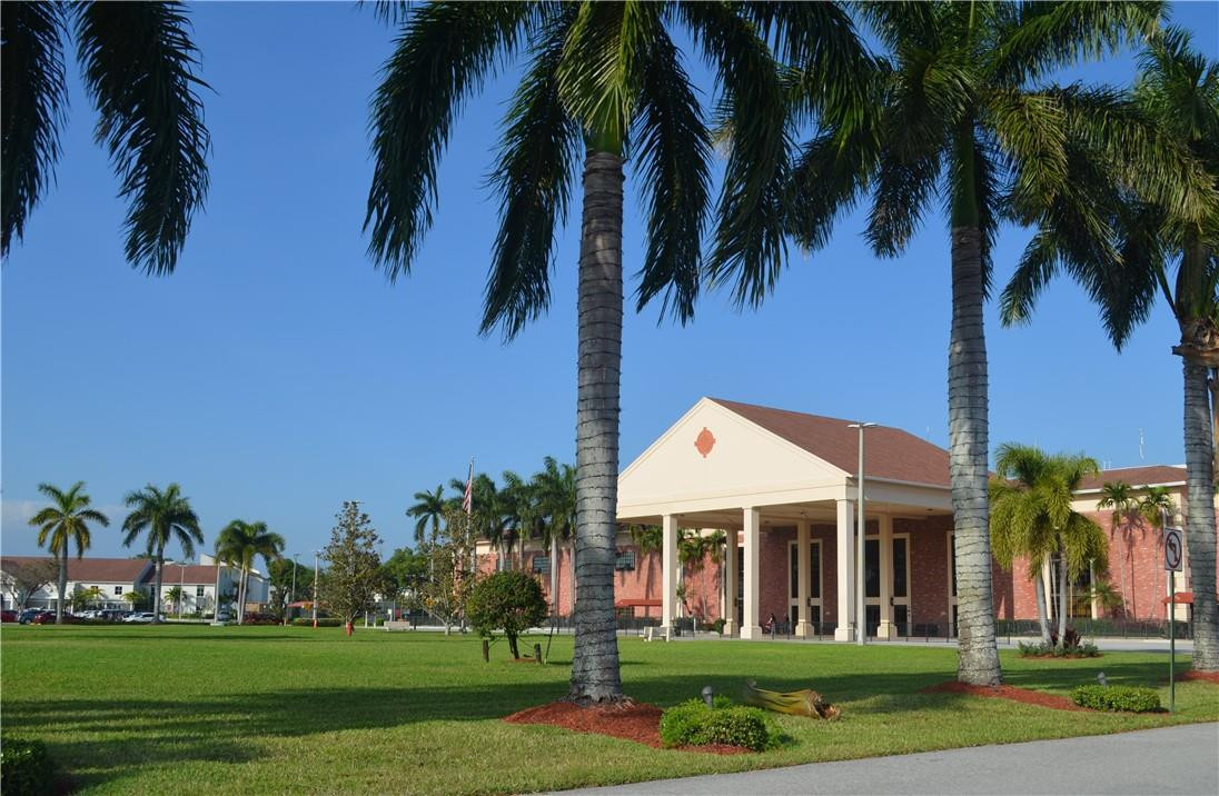 2006 Guildford East, Unit 2006 Boca Raton, FL 33434 - Photo 25 of 26 Century Village clubhouse