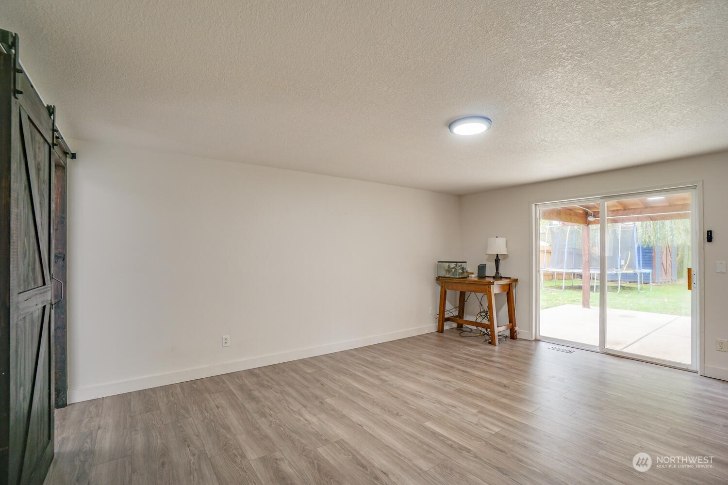 123 Oxford Road Longview, WA 98632 - Photo 6 of 40 Gallery Image 6