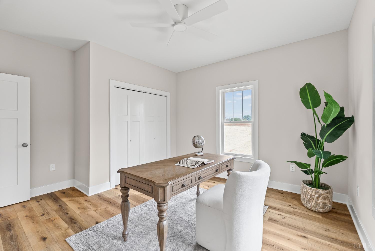 2441 River Road Madison Heights, VA 24572 - Photo 29 of 45 a workspace with furniture and window