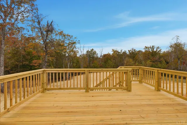 $446,400 | 2441 River Road, Madison Heights, VA 24572