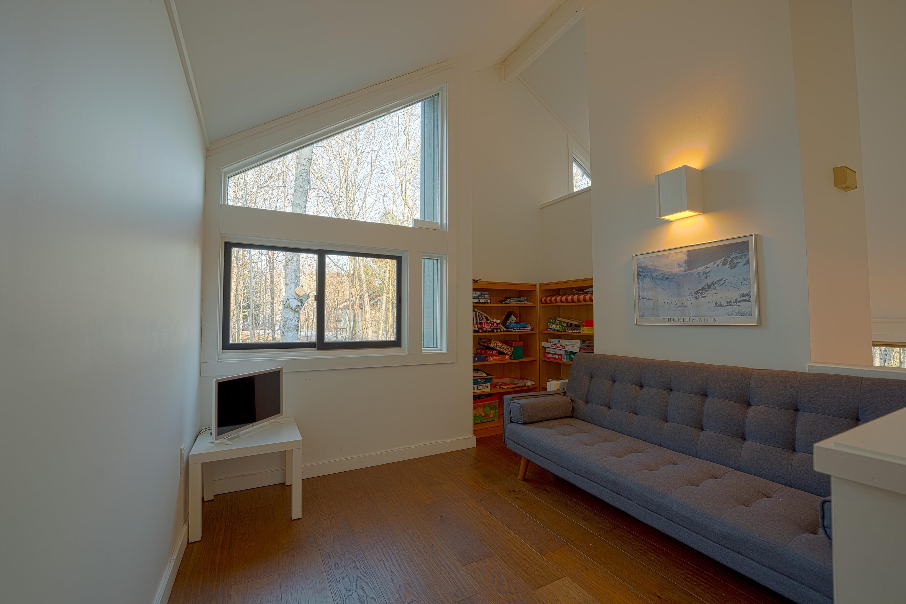 74 Easterly Road, Unit 1 Lincoln, NH 03251 - Photo 18 of 32