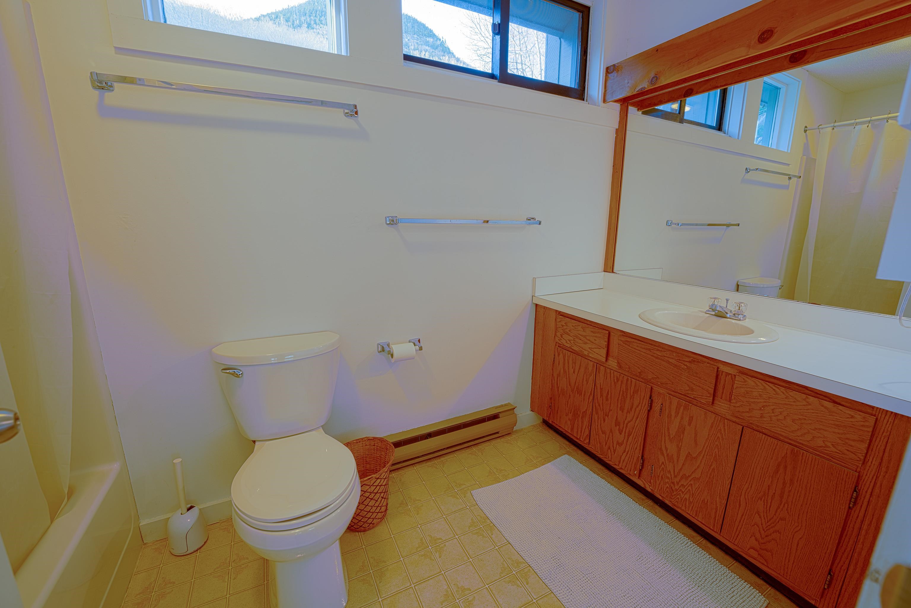 74 Easterly Road, Unit 1 Lincoln, NH 03251 - Photo 23 of 32