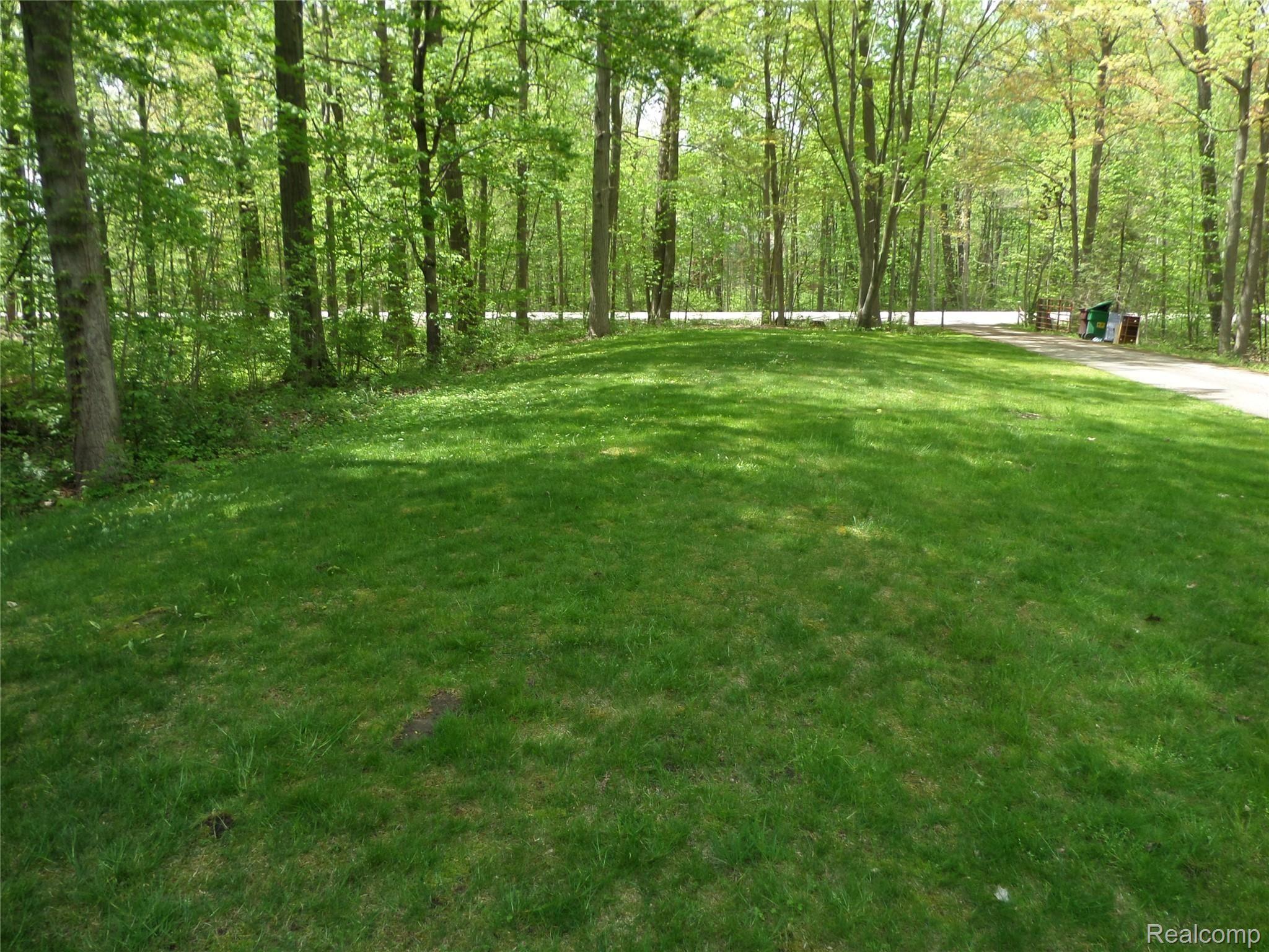 66040 Campground Road Washington, MI 48095 - Photo 8 of 53 SAM_2244.JPG