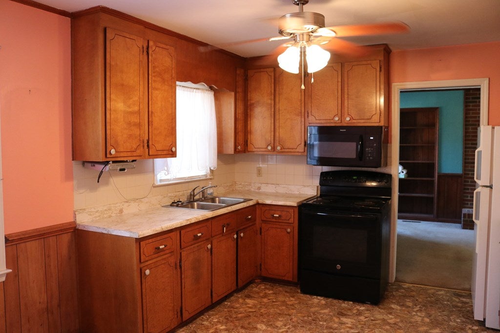 11863 Farmville Road Meherrin, VA 23954 - Photo 8 of 22 Gallery Image 8
