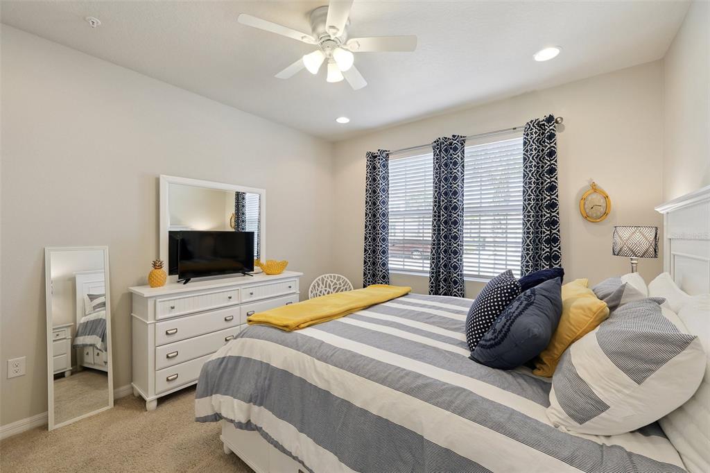 8382 Enclave Way, Unit 102 Sarasota, FL 34243 - Photo 21 of 34