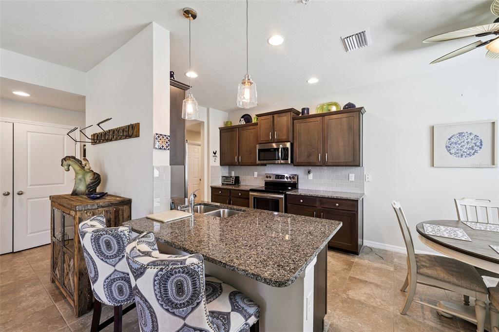 8382 Enclave Way, Unit 102 Sarasota, FL 34243 - Photo 3 of 34