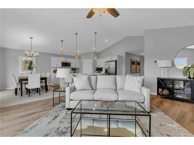 $459,400 | 9375 Viking Street, Brainerd, MN 56401