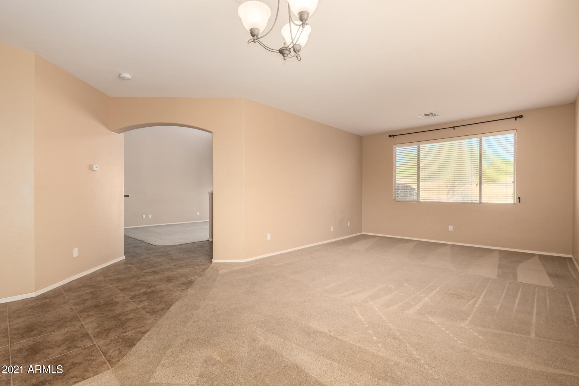 4418 West Hower Road Phoenix, AZ 85086 - Photo 15 of 38 15