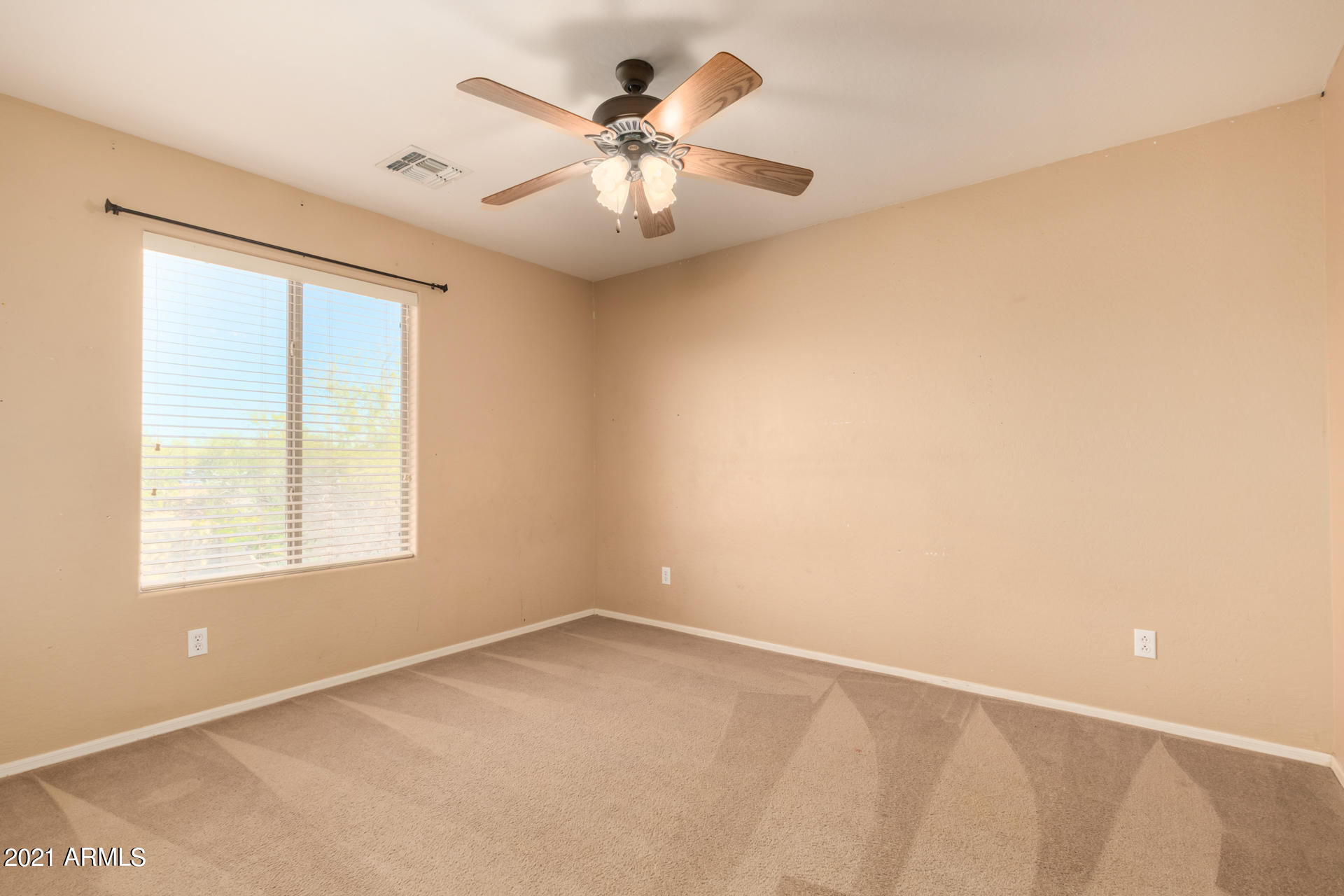4418 West Hower Road Phoenix, AZ 85086 - Photo 28 of 38 28