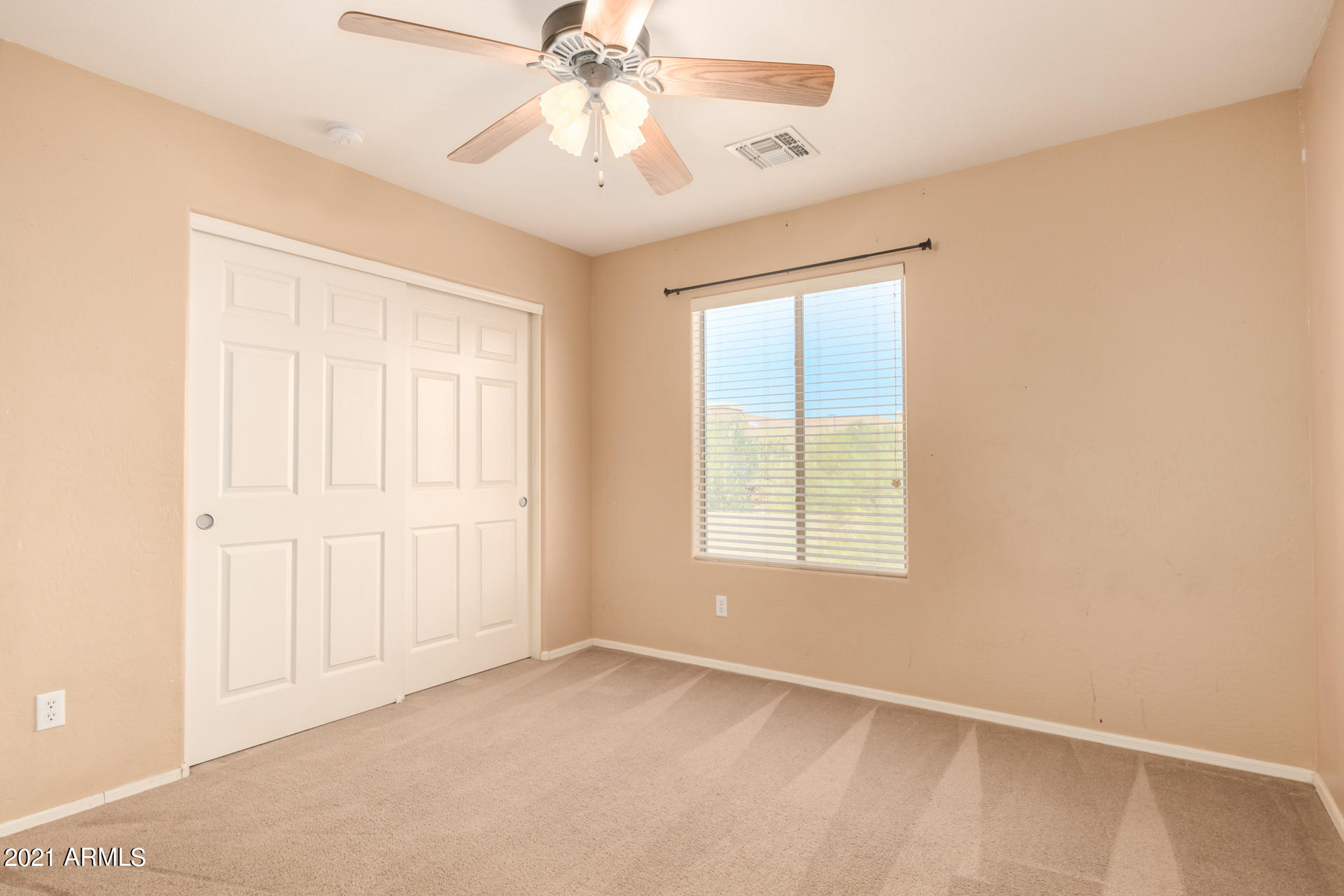 4418 West Hower Road Phoenix, AZ 85086 - Photo 29 of 38 29