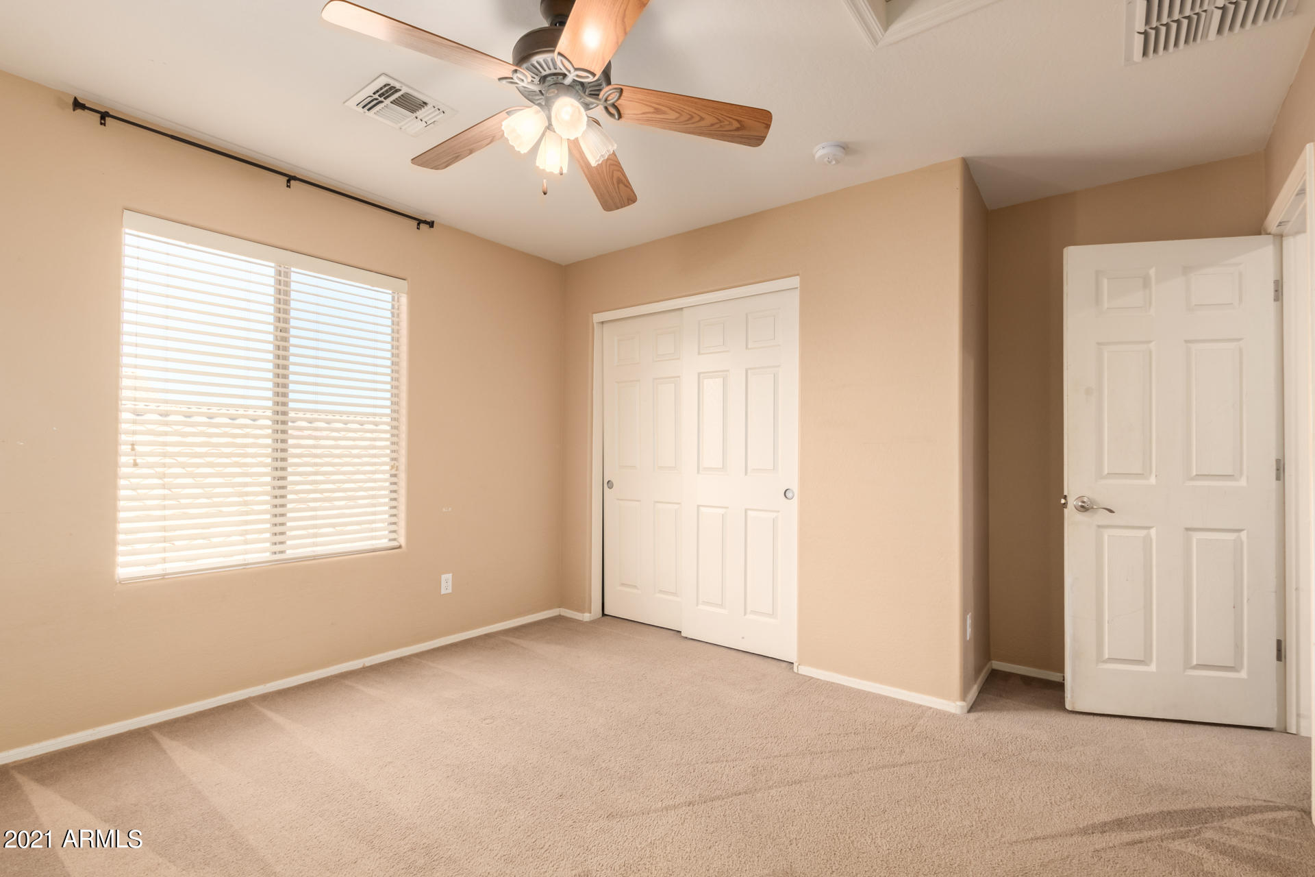 4418 West Hower Road Phoenix, AZ 85086 - Photo 33 of 38 33