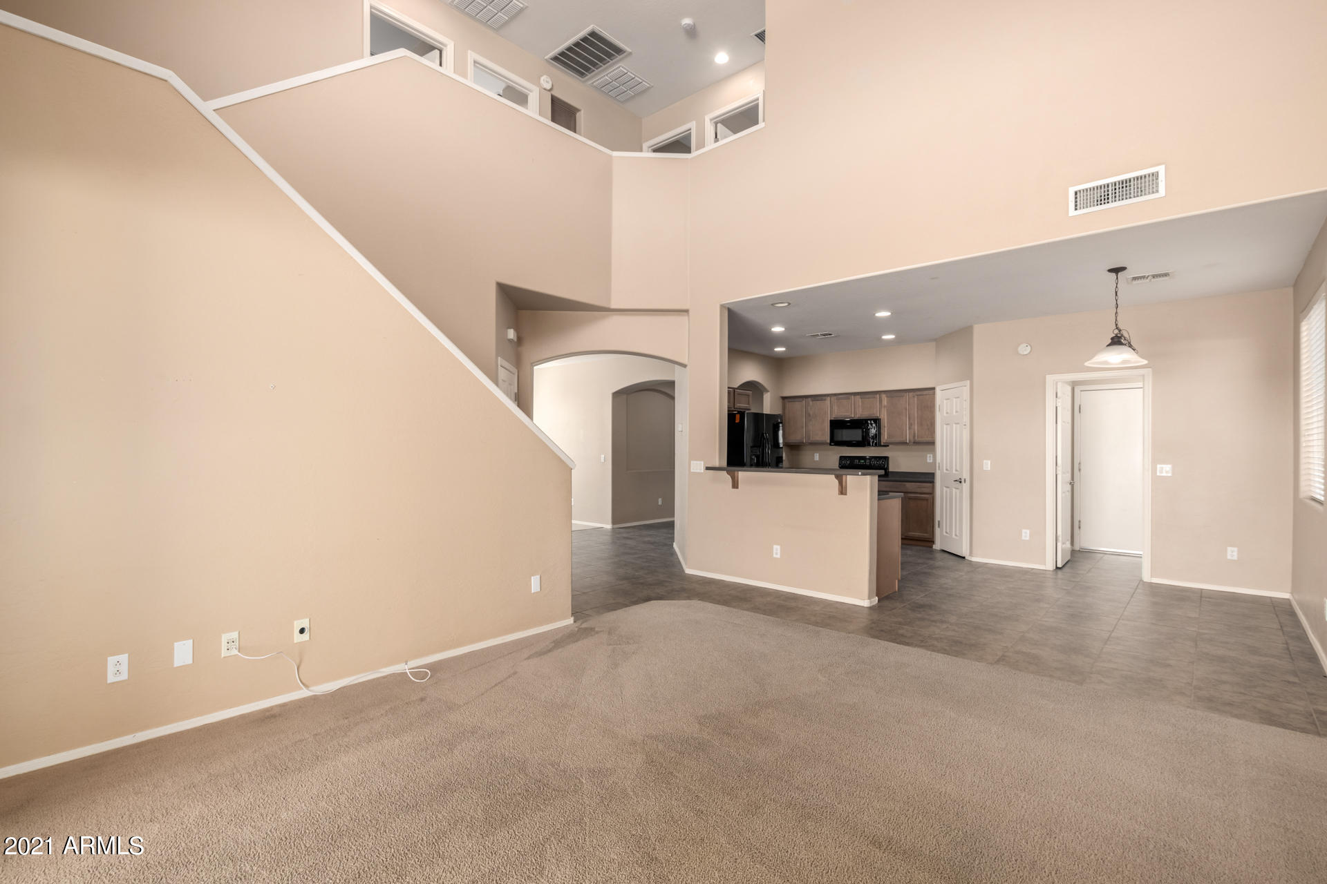 4418 West Hower Road Phoenix, AZ 85086 - Photo 6 of 38 6