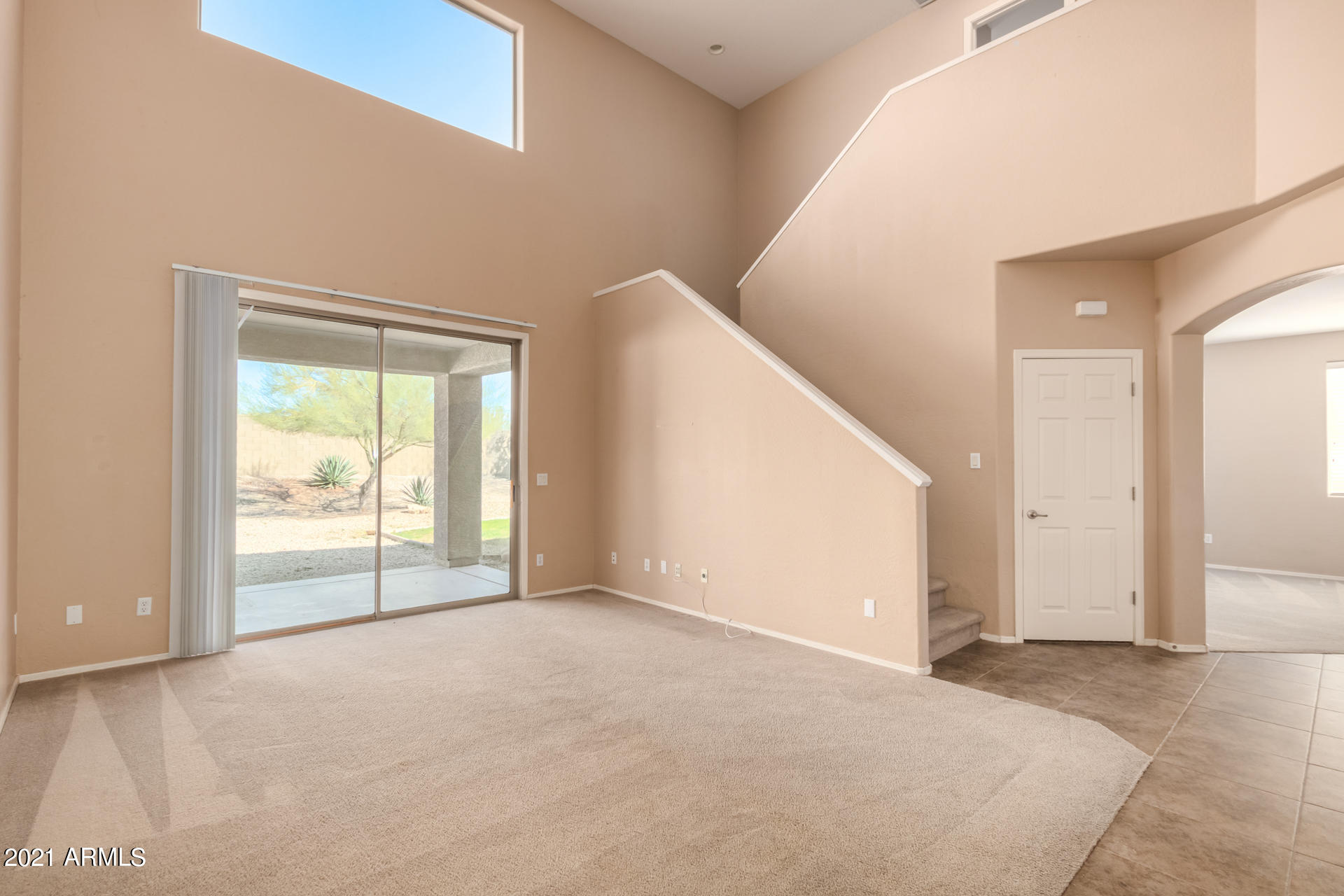 4418 West Hower Road Phoenix, AZ 85086 - Photo 7 of 38 7