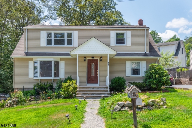 75 Star Lake Road, Unit 2 Bloomingdale, NJ 07403 - Photo 3 of 14