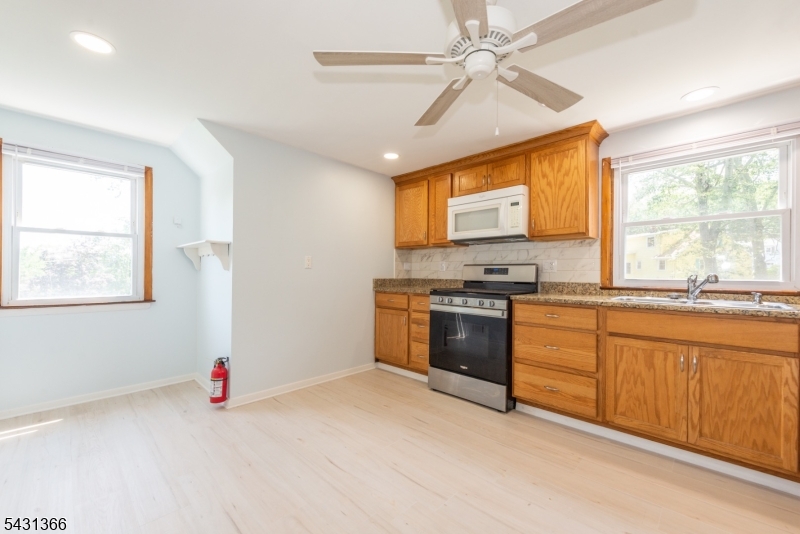 75 Star Lake Road, Unit 2 Bloomingdale, NJ 07403 - Photo 6 of 14