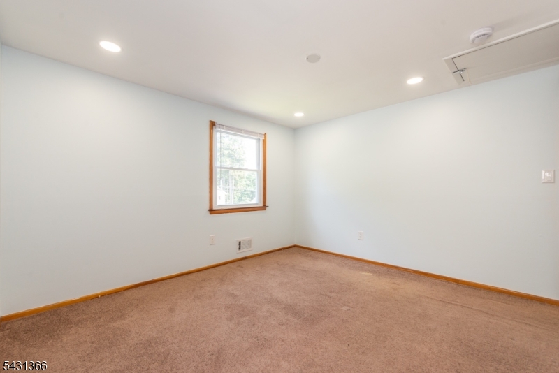 75 Star Lake Road, Unit 2 Bloomingdale, NJ 07403 - Photo 10 of 14
