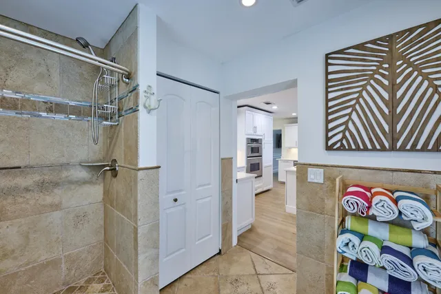 $15,500 | 100 Neptune Drive, Hypoluxo, FL 33462