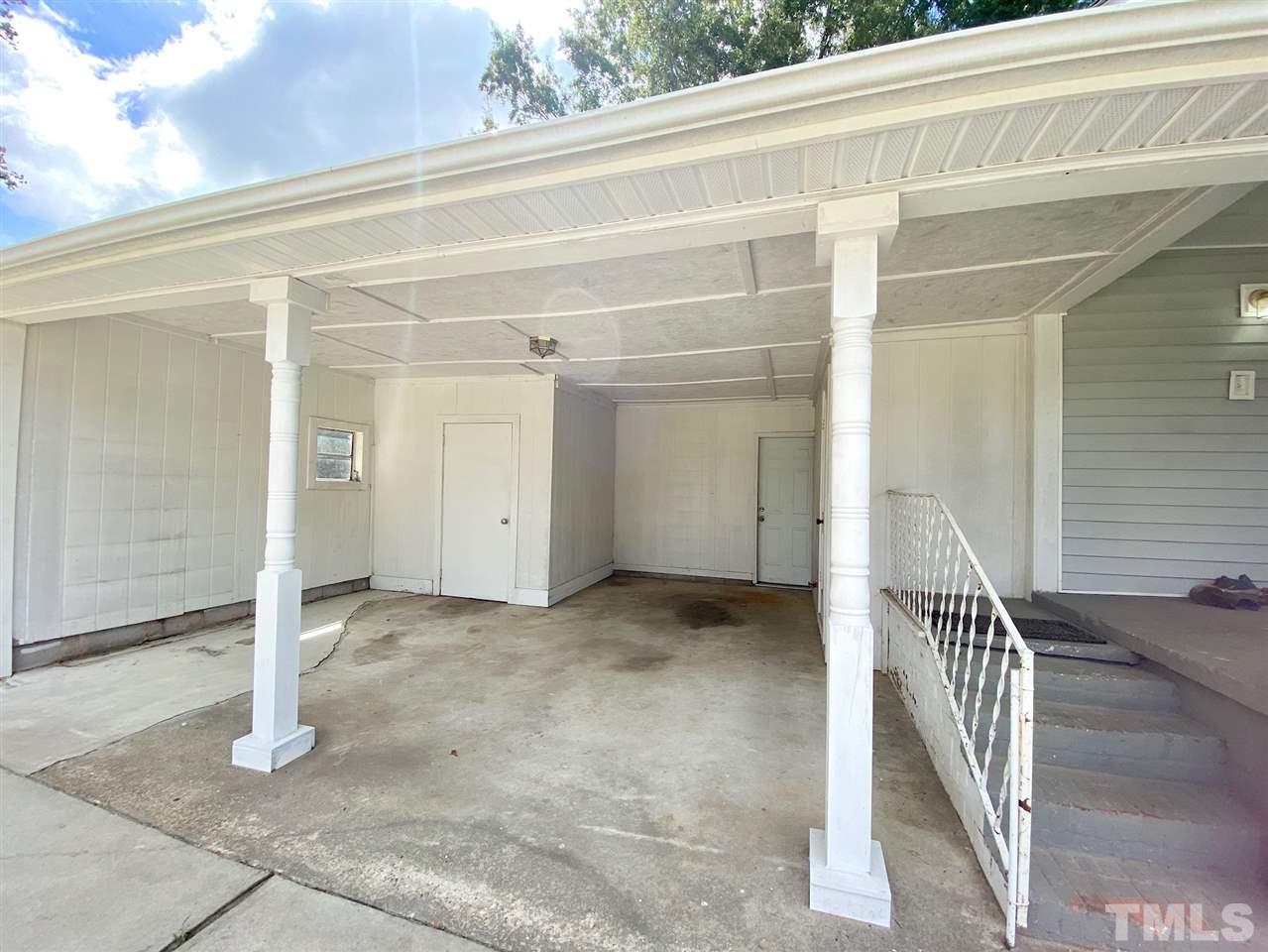 412 South Carrie Street Coats, NC 27521 - Photo 4 of 19