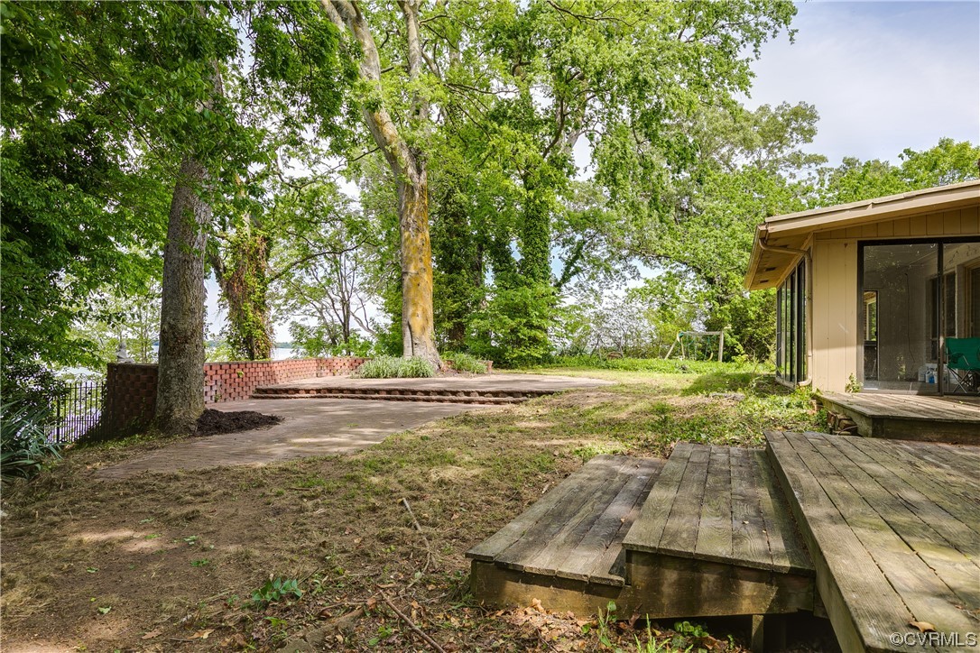 900 Jordan Point Road Hopewell, VA 23860 - Photo 29 of 41 a view of a yard with plants and trees