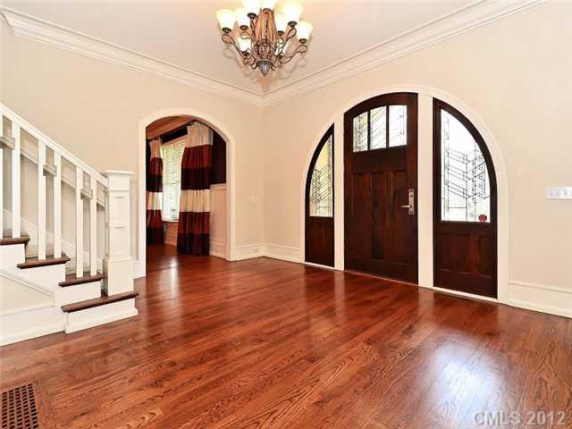 2418 Overhill Road Charlotte, NC 28211 - Photo 2 of 16